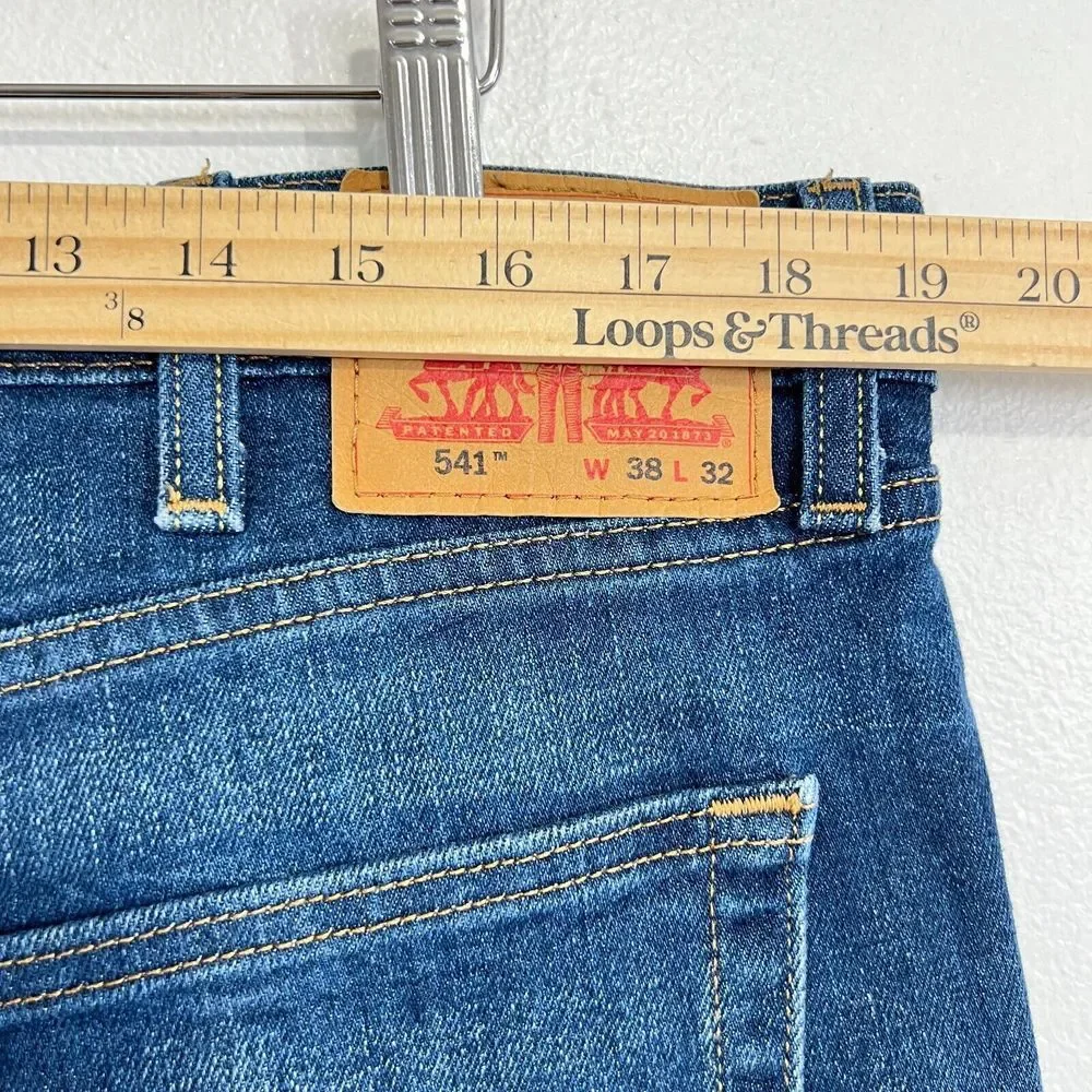 Levi's 541 Men's Athletic Fit Jeans 38 X 32‎ Fit 29 Denim Medium Wash Relaxed